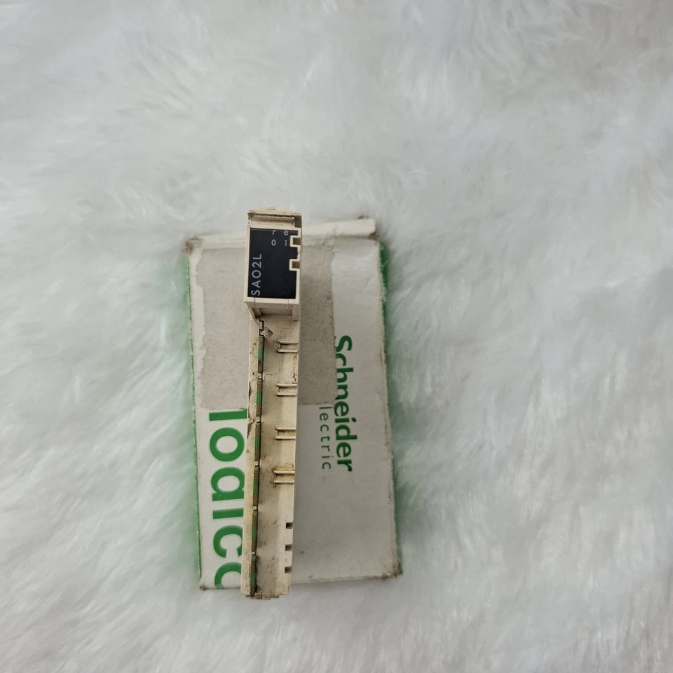 Schneider Electric Modicon TM5SAO2L Module TM5SAO2L FAST SHIP